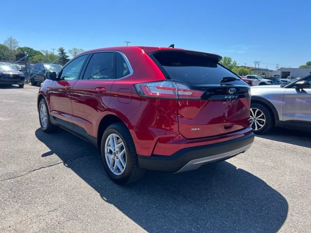 Certified 2024 Ford Edge SEL w/ Convenience Package AWD/4WD image 5