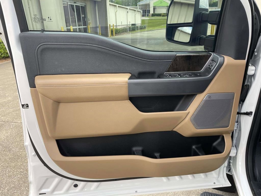 Certified 2024 Ford F350 Lariat w/ Lariat Ultimate Package image 15