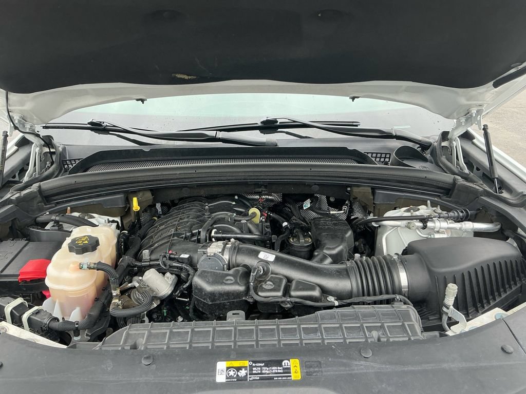 Used 2021 Jeep Grand Cherokee L Limited AWD/4WD image 25