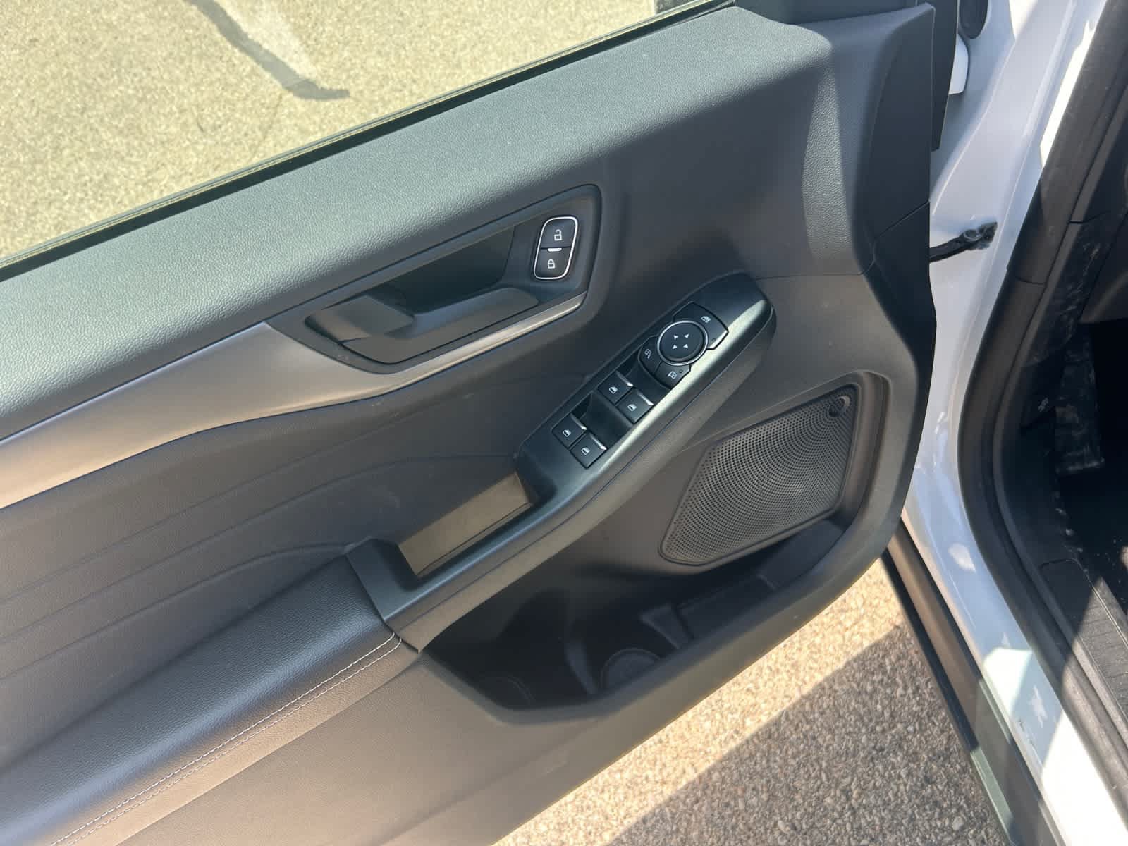 Certified 2023 Ford Escape Active AWD/4WD image 10