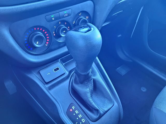 Used 2022 RAM ProMaster City Tradesman FWD image 17