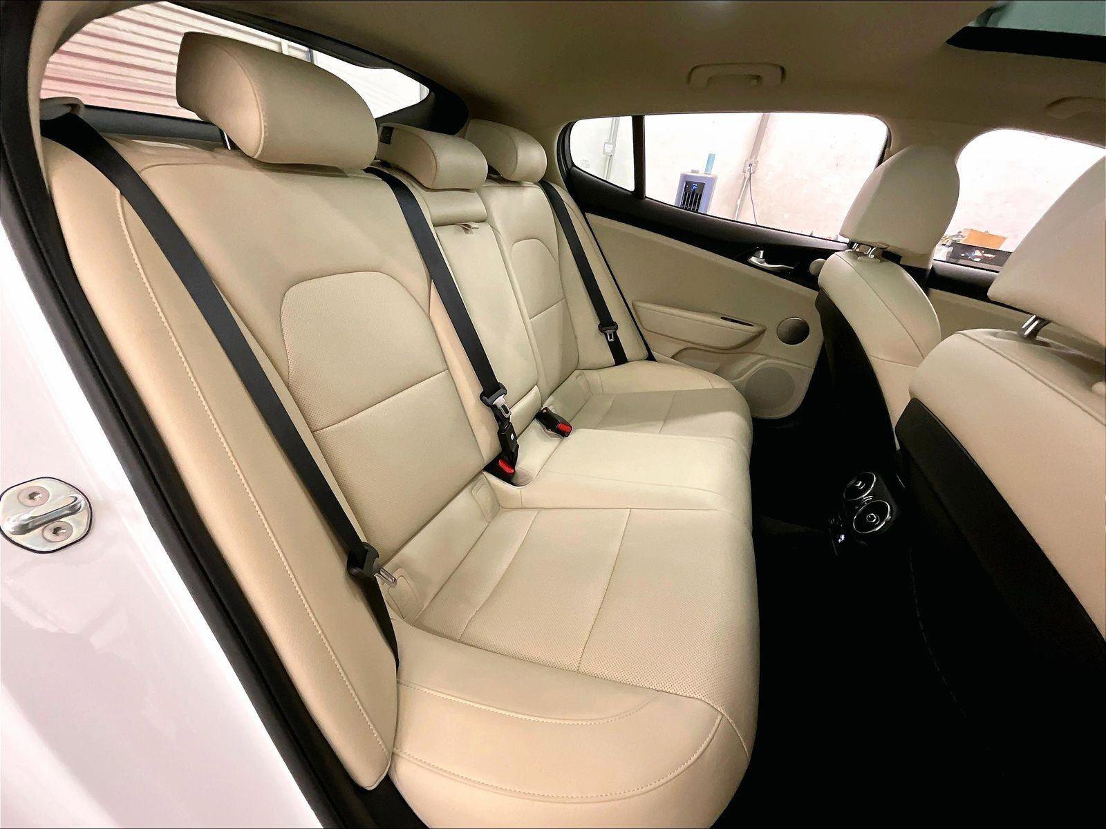 Used 2022 Kia Stinger GT-Line w/ Sun & Sound Package AWD/4WD image 26