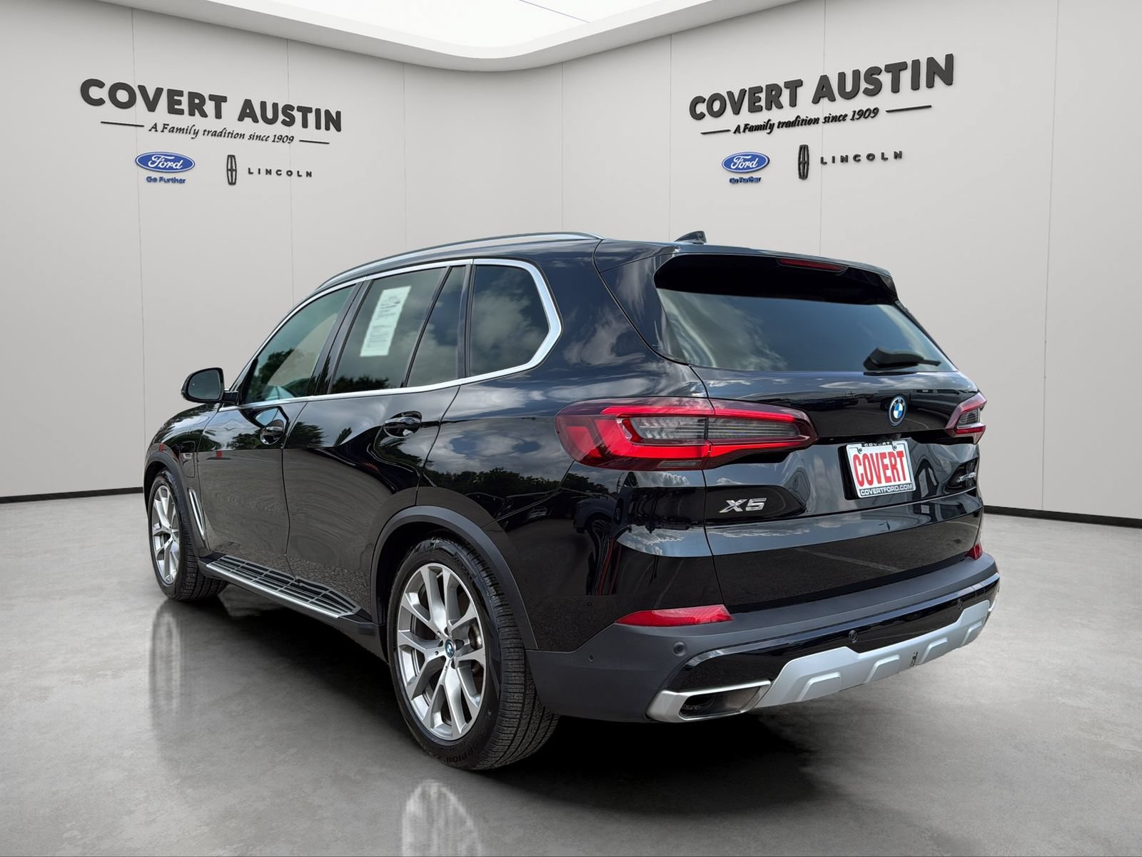 Used 2023 BMW X5 xDrive45e AWD/4WD image 3