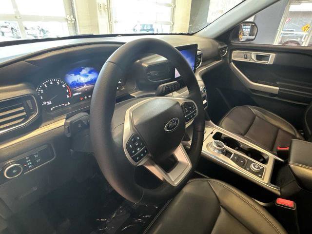Certified 2023 Ford Explorer XLT w/ Equipment Group 202A image 10