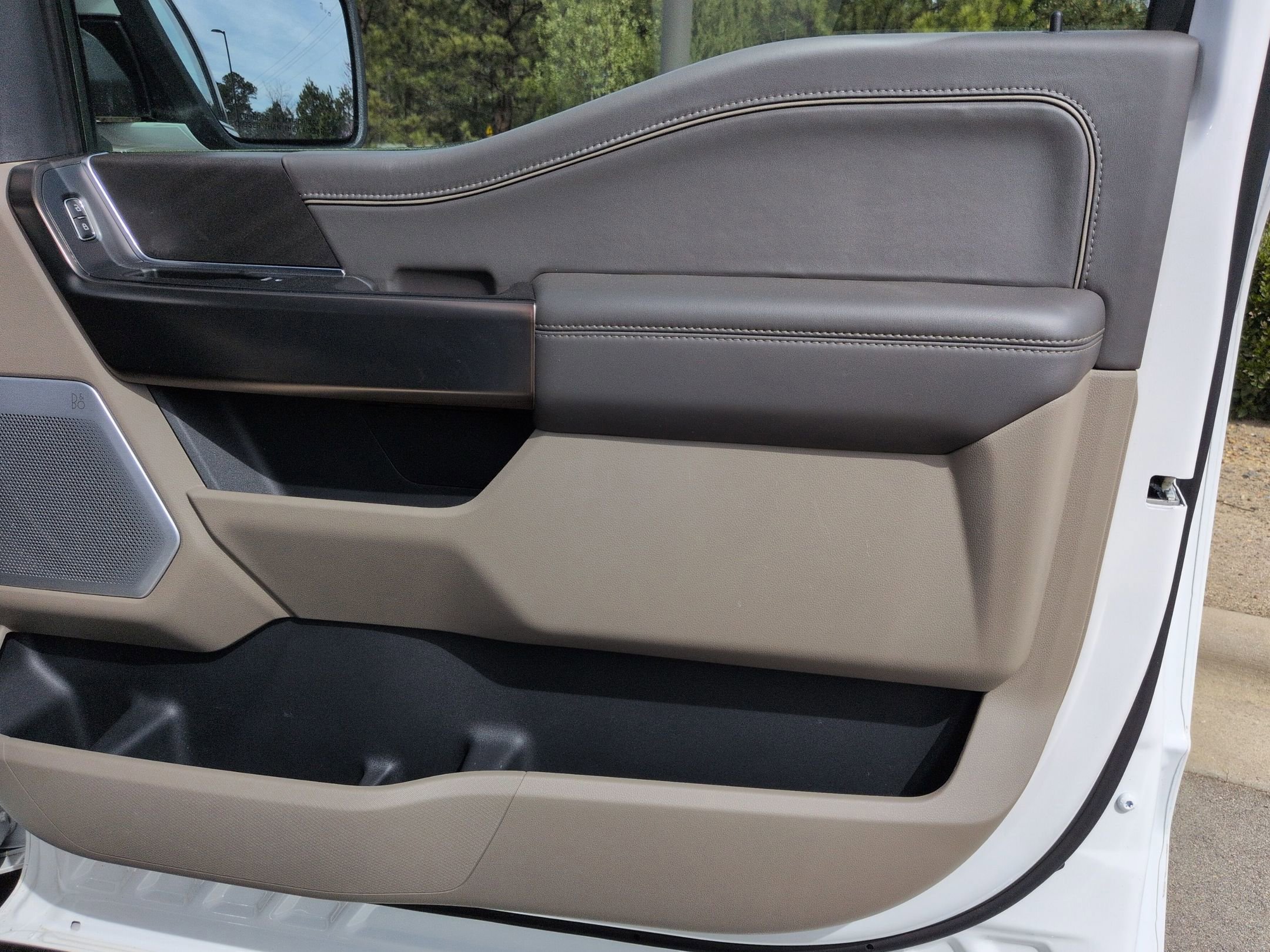 Certified 2024 Ford F150 Platinum w/ Equipment Group 703A Plus image 38