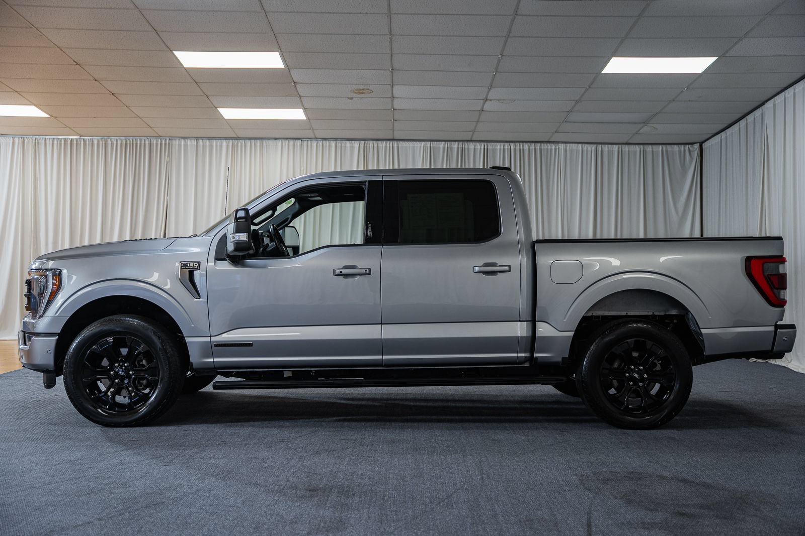 Certified 2023 Ford F150 Platinum w/ Max Trailer Tow Package AWD/4WD image 4