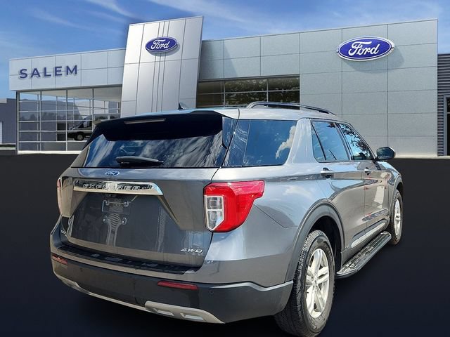 Certified 2023 Ford Explorer XLT w/ Equipment Group 202A AWD/4WD image 3
