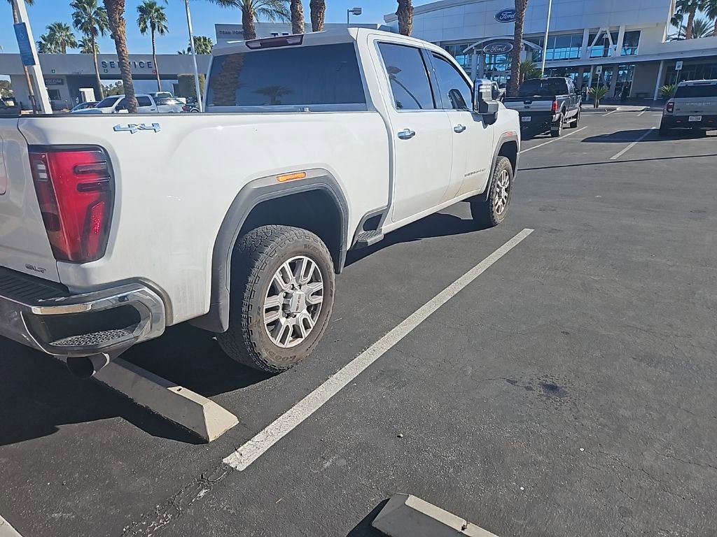 Used 2024 GMC Sierra 2500 SLT image 2