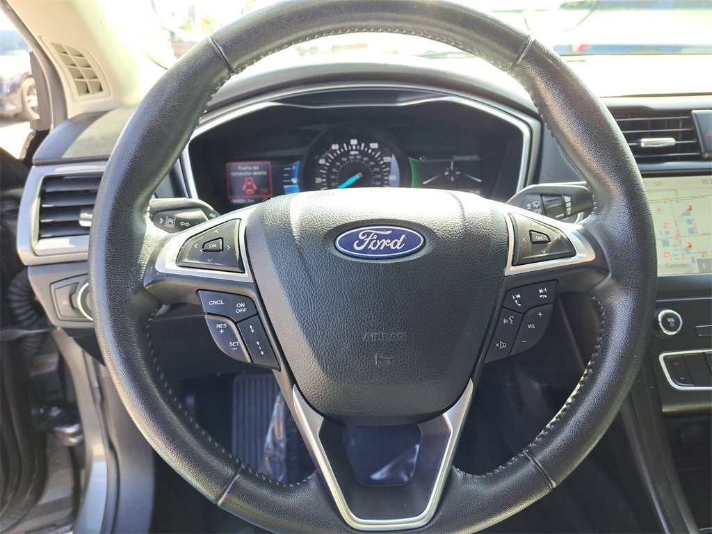 Certified 2020 Ford Fusion SE w/ Equipment Group 151A image 16