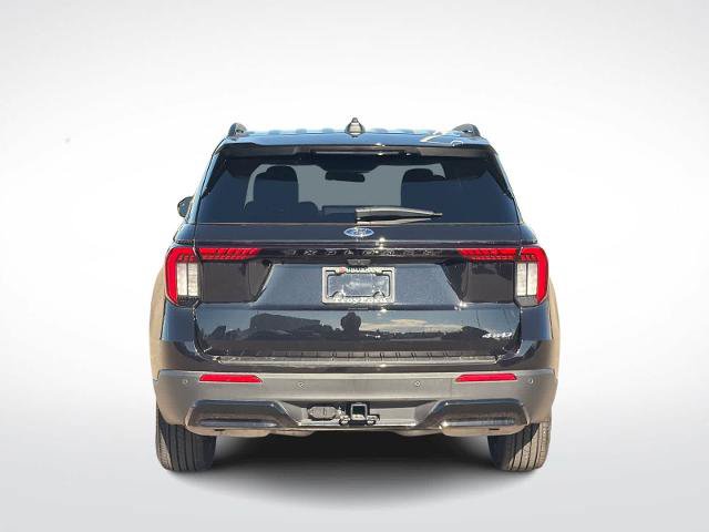 Certified 2025 Ford Explorer ST-Line AWD/4WD image 7