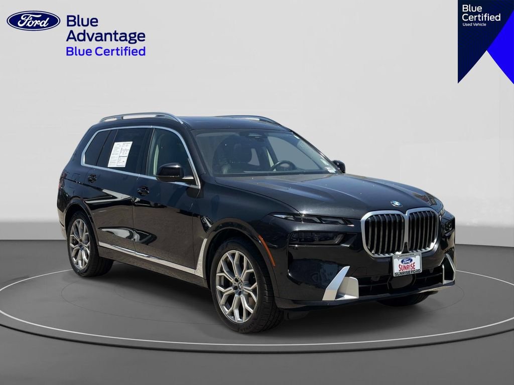 Used 2023 BMW X7 xDrive40i AWD/4WD image 4