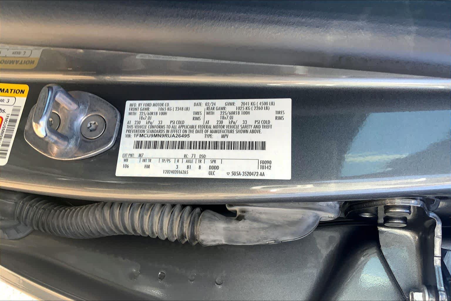 Certified 2024 Ford Escape ST-Line AWD/4WD image 37