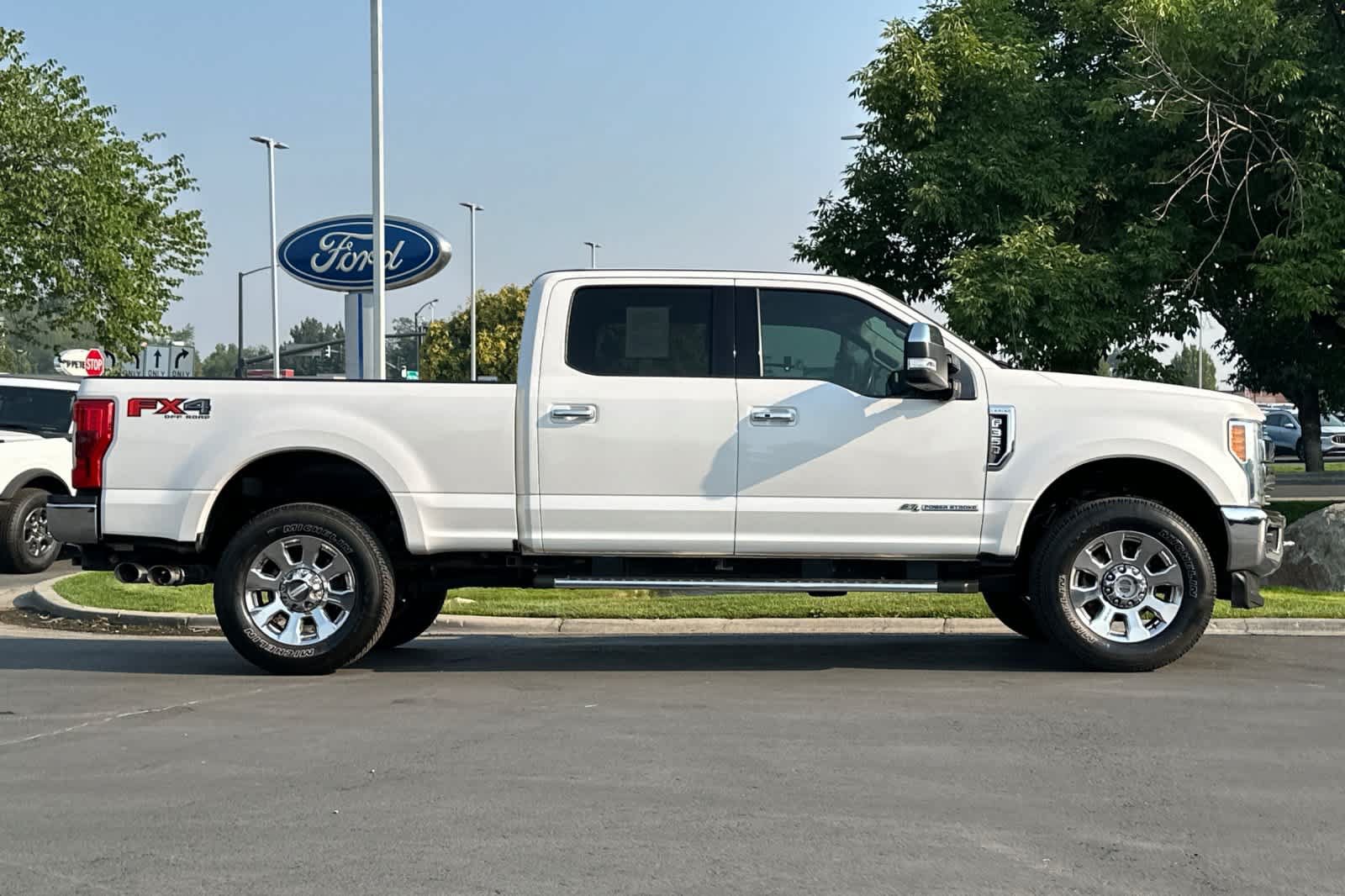 Certified 2018 Ford F350 Lariat w/ Lariat Ultimate Package AWD/4WD image 8