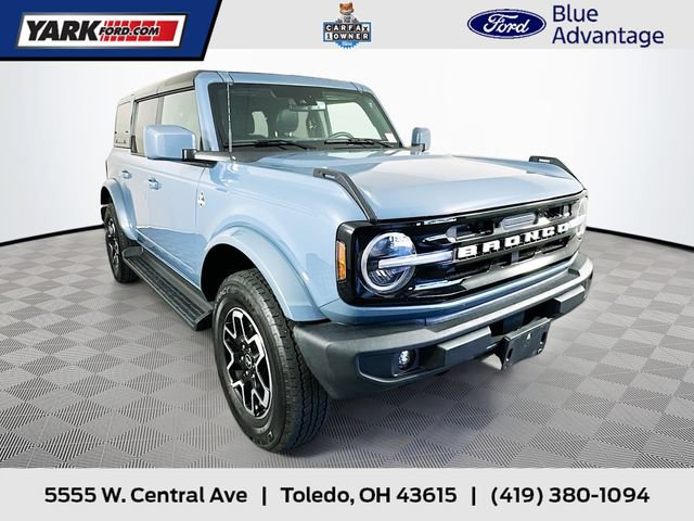 Certified 2025 Ford Bronco Outer Banks AWD/4WD image 1