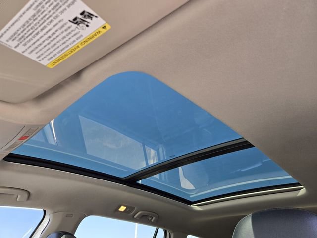 Used 2018 Volkswagen Atlas SEL Premium image 11