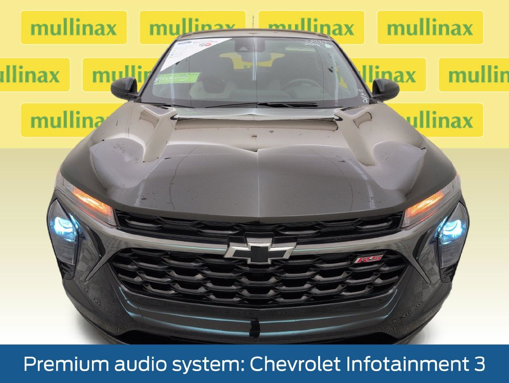 Used 2024 Chevrolet Trax RS FWD image 14