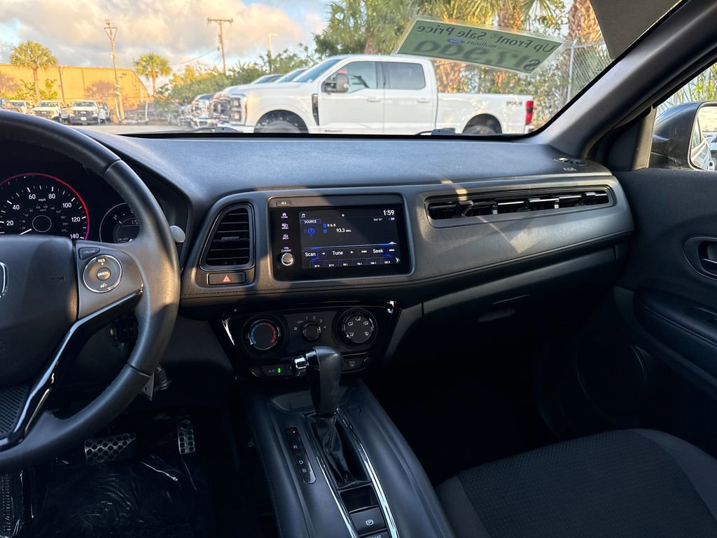 Used 2022 Honda HR-V Sport image 8