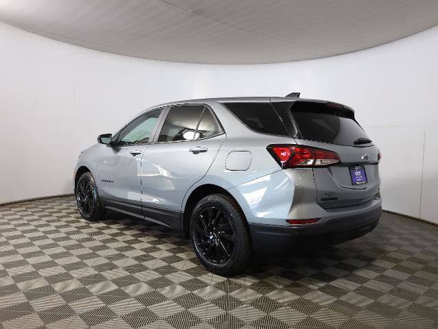 Used 2024 Chevrolet Equinox LS w/ LS Convenience Package image 2