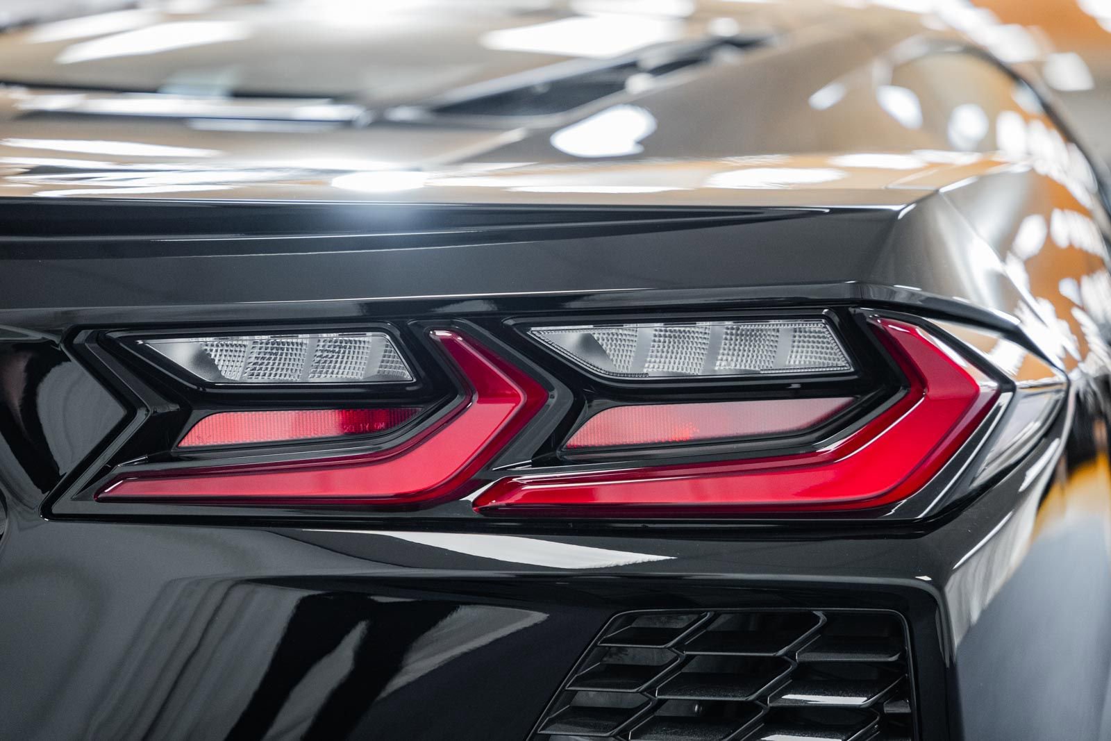 Used 2022 Chevrolet Corvette Stingray Coupe w/ 1LT image 19