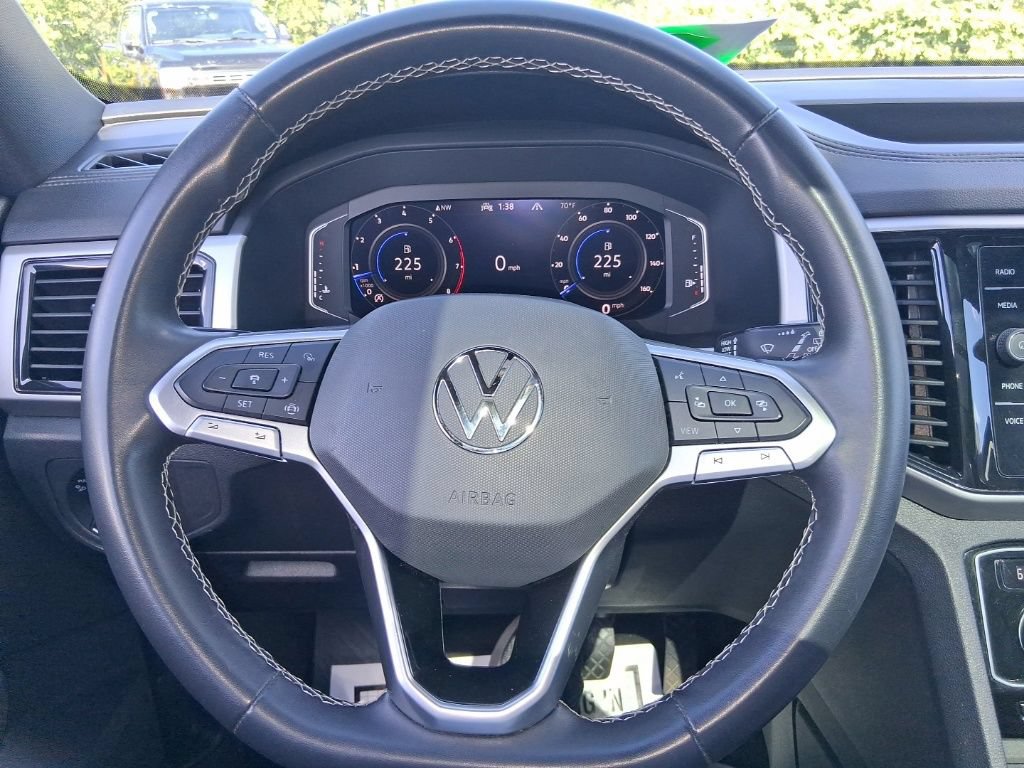Used 2022 Volkswagen Atlas Cross Sport SE AWD/4WD image 12