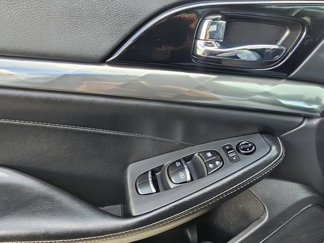 Used 2022 Nissan Maxima SV w/ Floor Mat Group FWD image 26