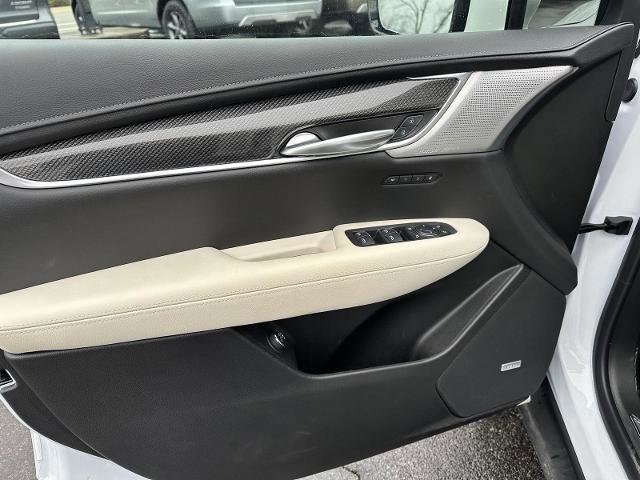 Used 2024 Cadillac XT5 Sportv image 14