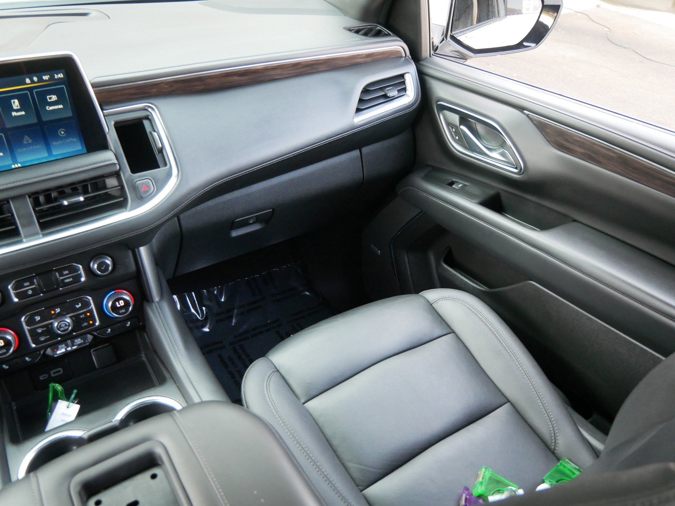 Used 2023 Chevrolet Tahoe LT image 11