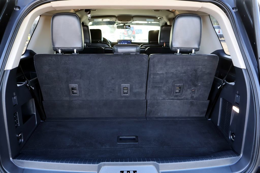 Certified 2023 Ford Expedition XLT RWD image 25