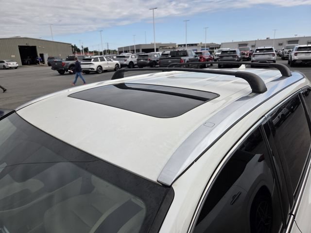 Used 2019 Toyota Highlander Limited FWD image 6