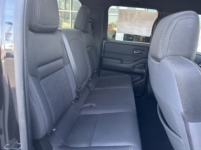 Used 2023 Nissan Frontier SV w/ Midnight Edition Package image 40