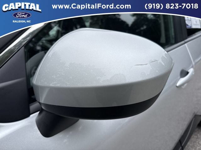 Used 2025 Nissan Rogue SV FWD image 12