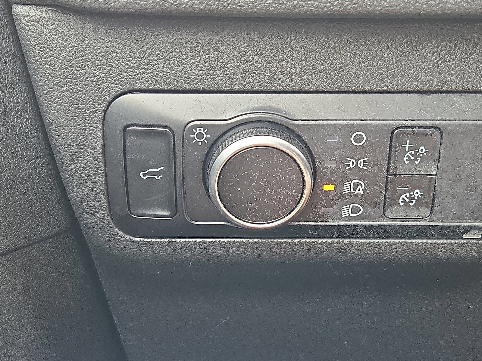 Certified 2025 Ford Escape ST-Line w/ Tech Pack #1 AWD/4WD image 21