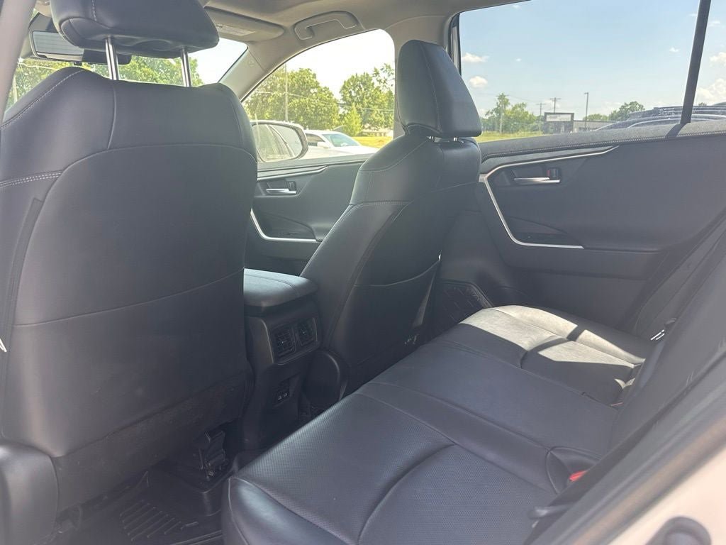 Used 2022 Toyota RAV4 Limited AWD/4WD image 15