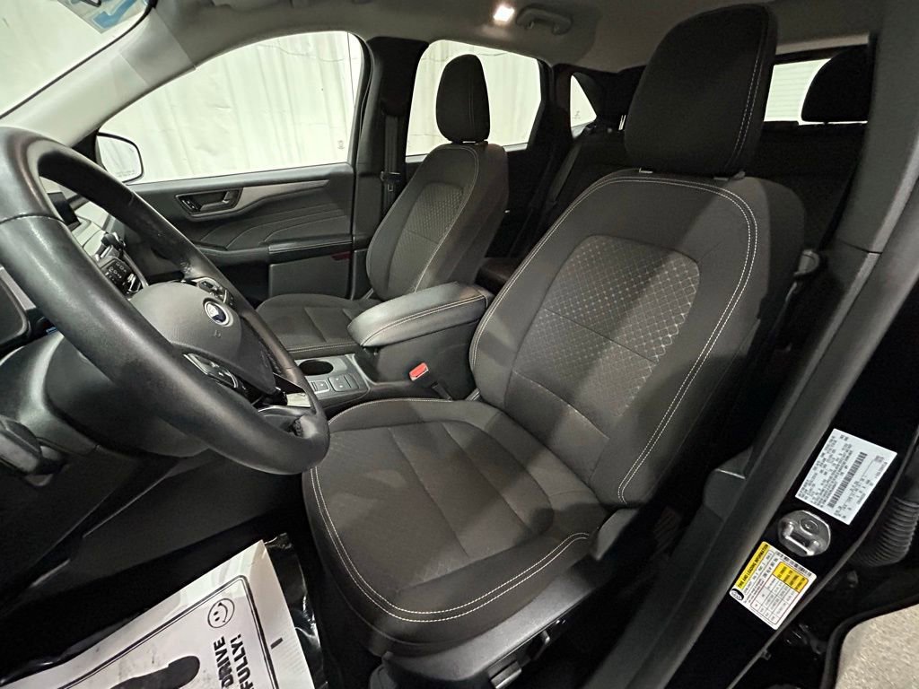 Certified 2024 Ford Escape Active w/ Cold Weather Package image 15