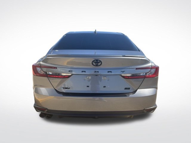 Used 2025 Toyota Camry SE w/ Convenience Package FWD image 9