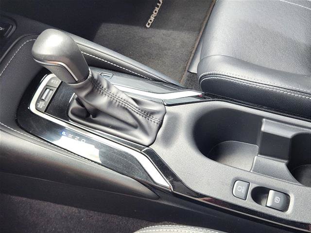 Used 2025 Toyota Corolla XSE FWD image 20