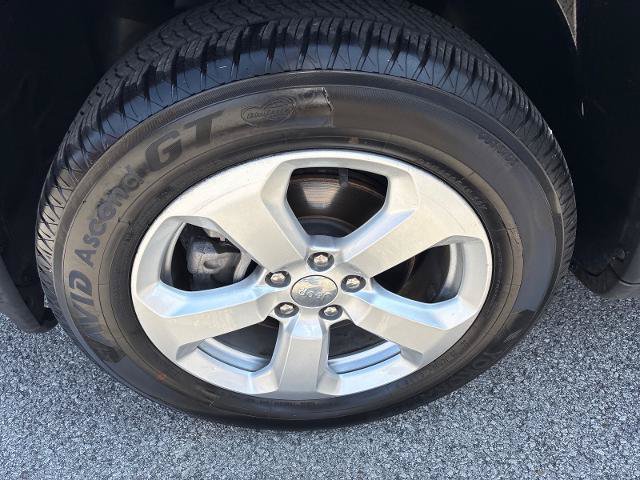 Used 2018 Jeep Compass Latitude w/ Popular Equipment Group FWD image 5