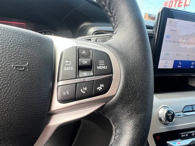 Certified 2023 Ford Explorer XLT w/ Equipment Group 202A AWD/4WD image 9