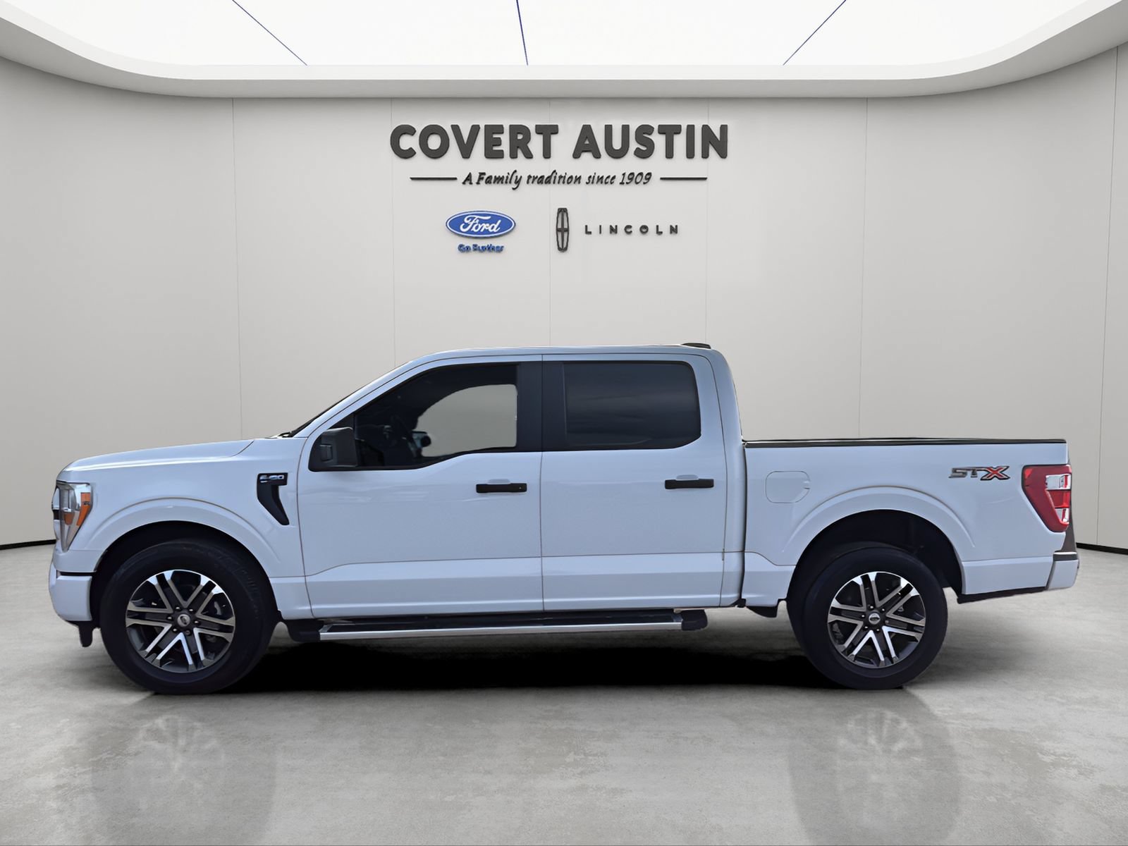 Certified 2022 Ford F150 XL w/ STX Appearance Package RWD image 2