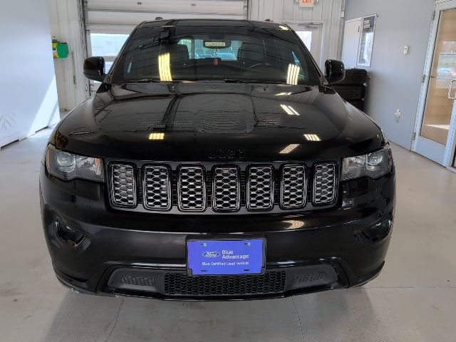 Used 2021 Jeep Grand Cherokee Altitude AWD/4WD image 8