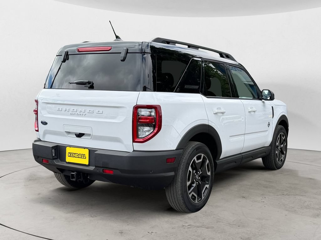 Certified 2022 Ford Bronco Sport Outer Banks w/ Tech Package AWD/4WD image 5