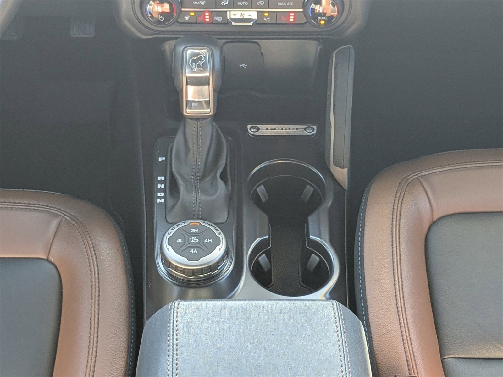 Certified 2024 Ford Bronco Outer Banks w/ Sasquatch Package image 20