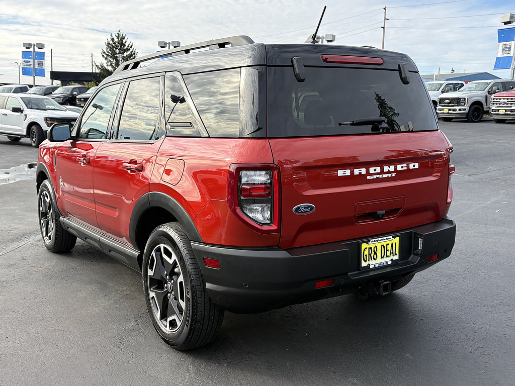 Certified 2023 Ford Bronco Sport Outer Banks w/ Tech Package AWD/4WD image 8