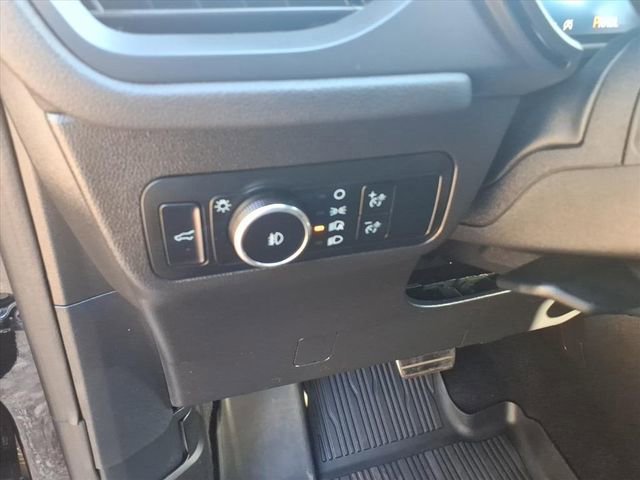 Certified 2023 Ford Escape ST-Line Select w/ Tech Pack #2 image 17