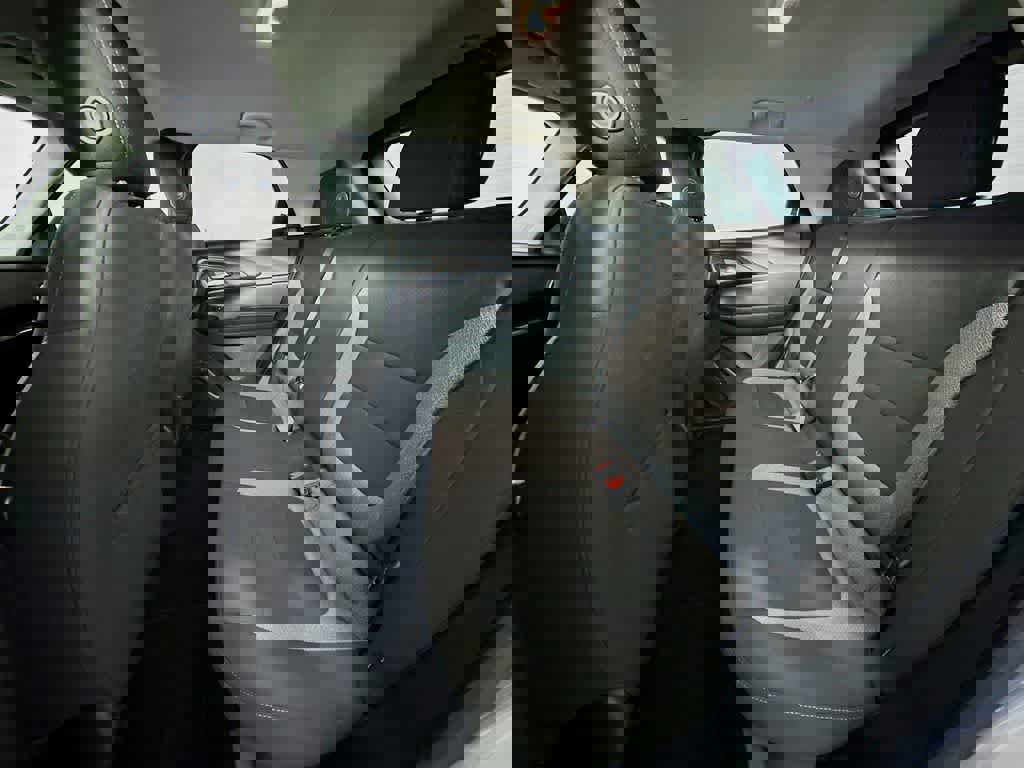 Used 2023 Chevrolet TrailBlazer LT w/ Convenience Package image 13