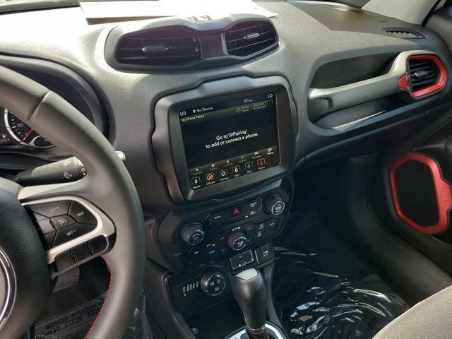Used 2023 Jeep Renegade Trailhawk AWD/4WD image 30