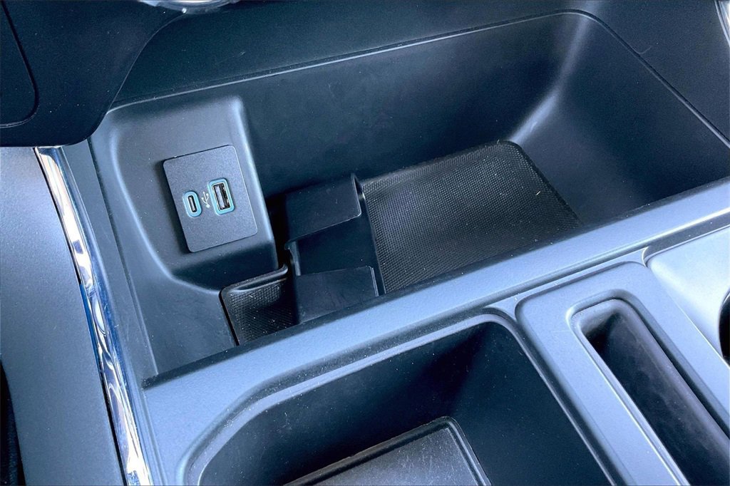 Certified 2021 Ford F150 XLT w/ Equipment Group 302A High image 24