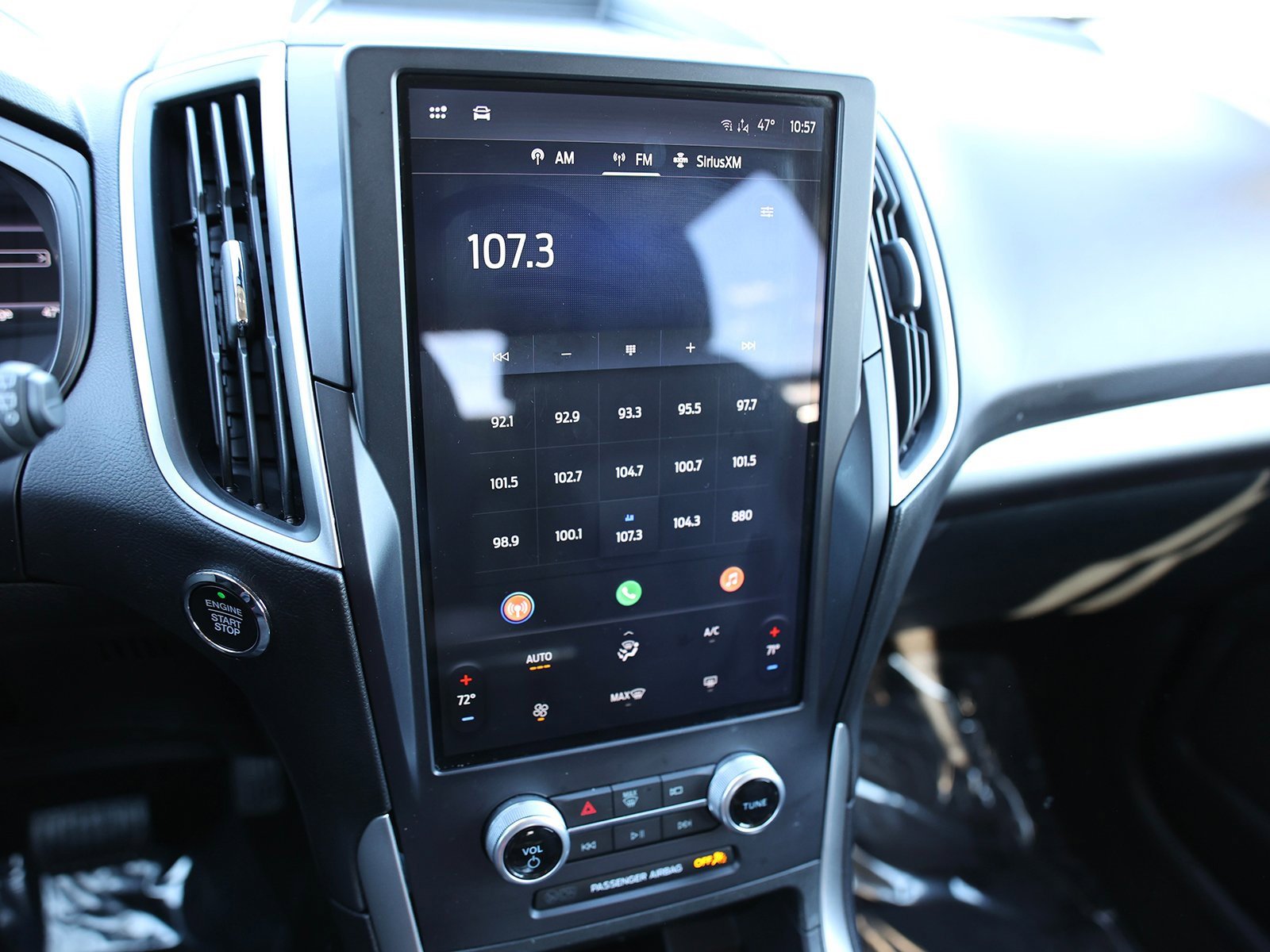 Certified 2023 Ford Edge SE w/ Black Appearance Package image 21