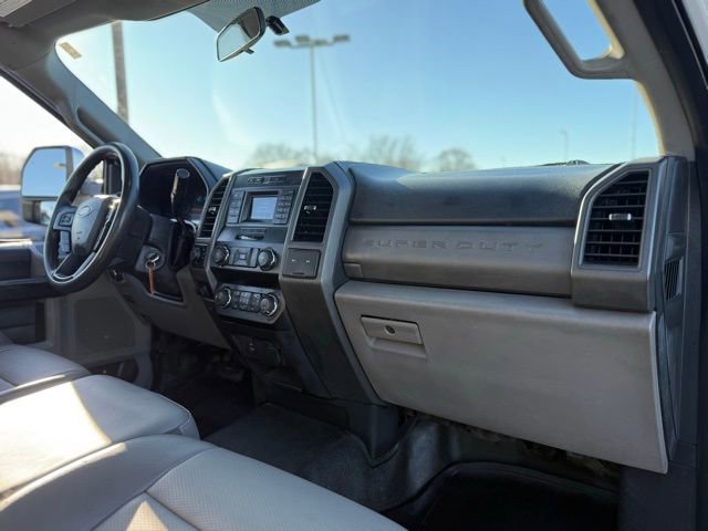 Certified 2019 Ford F250 XL w/ Power Equipment Group image 17