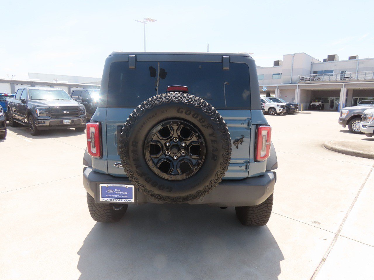 Certified 2022 Ford Bronco Wildtrak AWD/4WD image 11